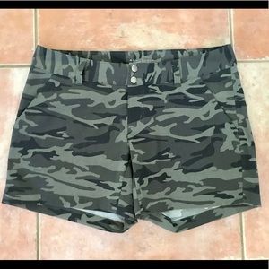 Women’s Columbia “OMNI-SHIELD” Shorts